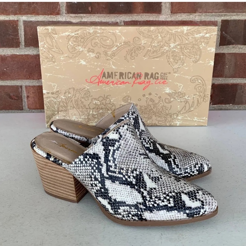 American Rag cie  Heidil Blkwht snake boots